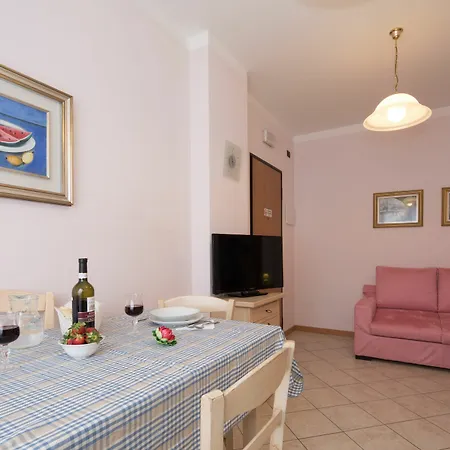 3 Trilo & Apartamento